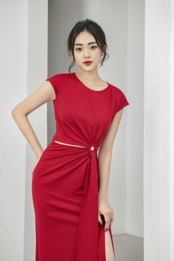 Váy nữ thiết kế GEMMI dáng ôm xẻ tà, co giãn 4 chiều màu đỏ, đen, DK8403 - Hình ảnh 5