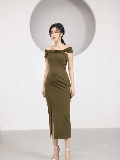 Váy đầm nữ cổ lệch xếp ly thiết kế ôm body dáng dài Gemmi fashion, DK8467