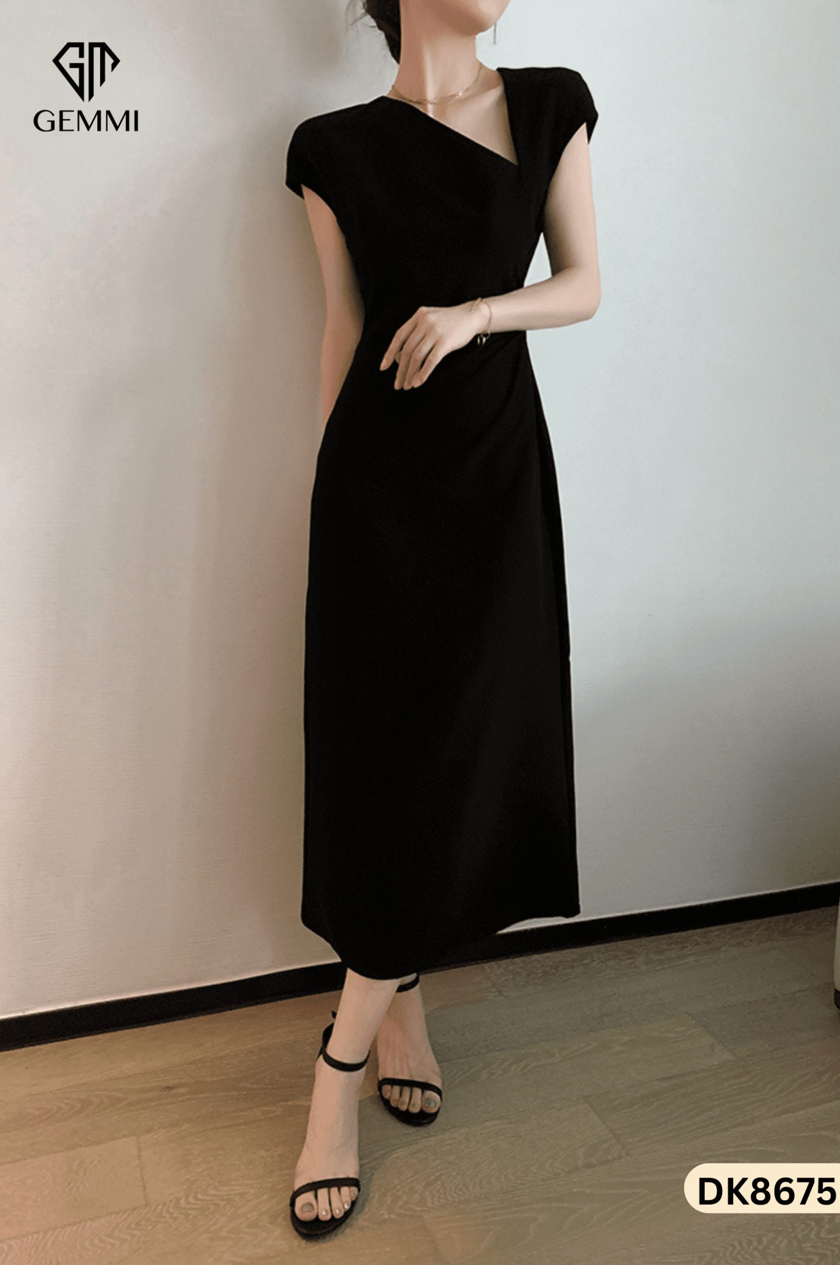 Đầm Body Cổ Tim Lệch GEMMI Fashion, DK8675