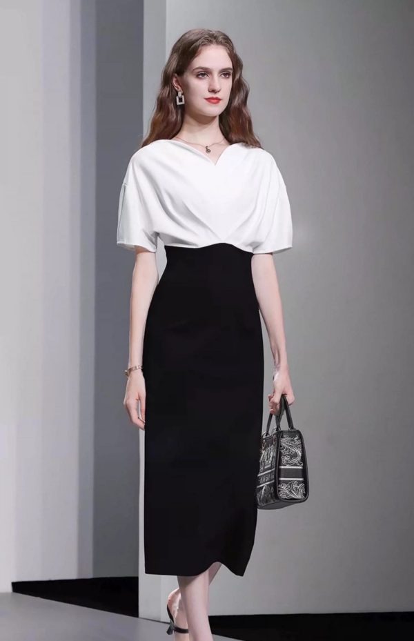 Đầm Body Đen Phối Trắng Cổ V GEMMI Fashion, DK8672 - Ảnh 2
