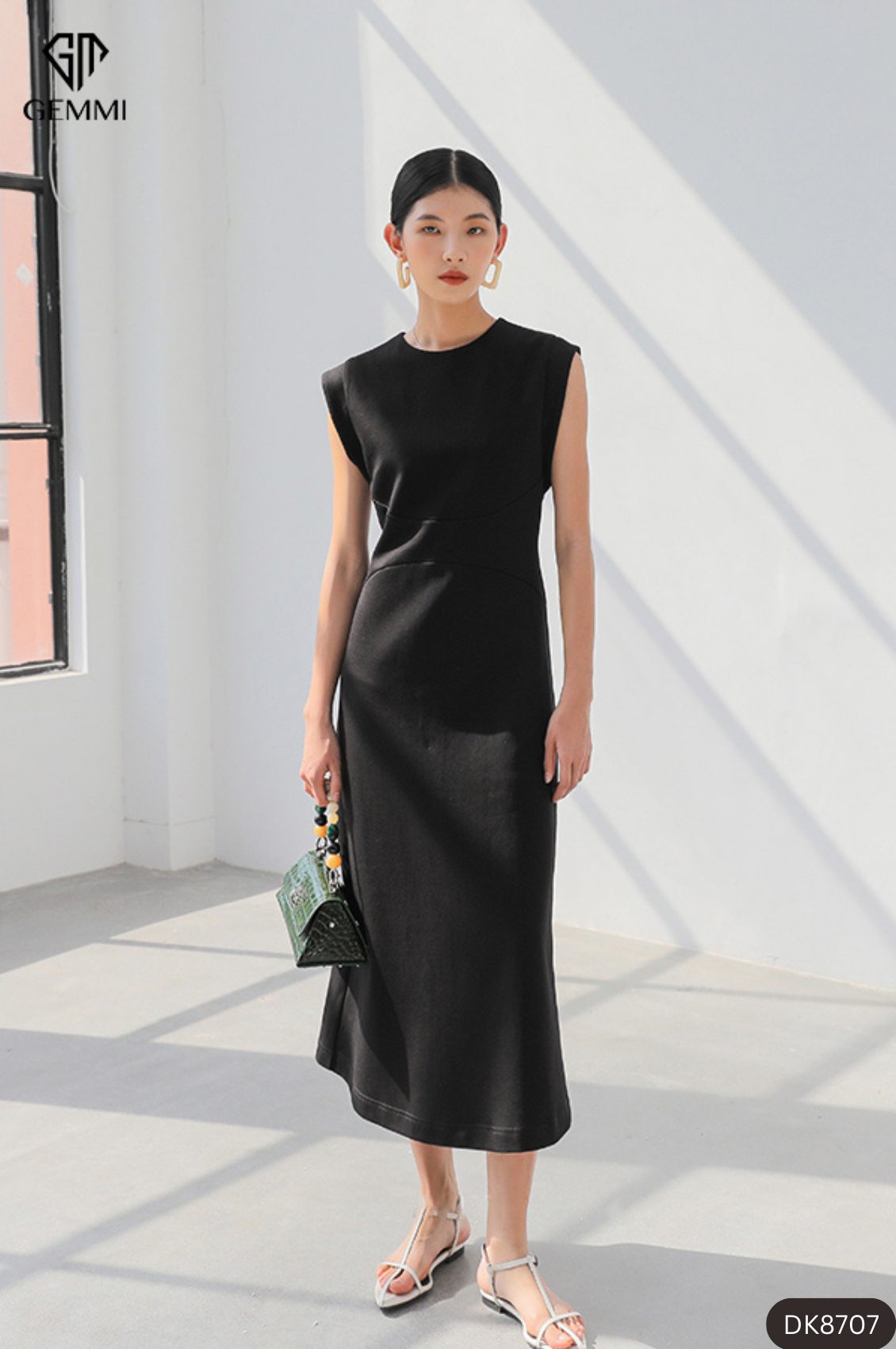 Đầm suông sát nách Gemmi fashion, DK8707