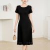 Đầm xoè phối hoa tay GEMMI Fashion, DK8682