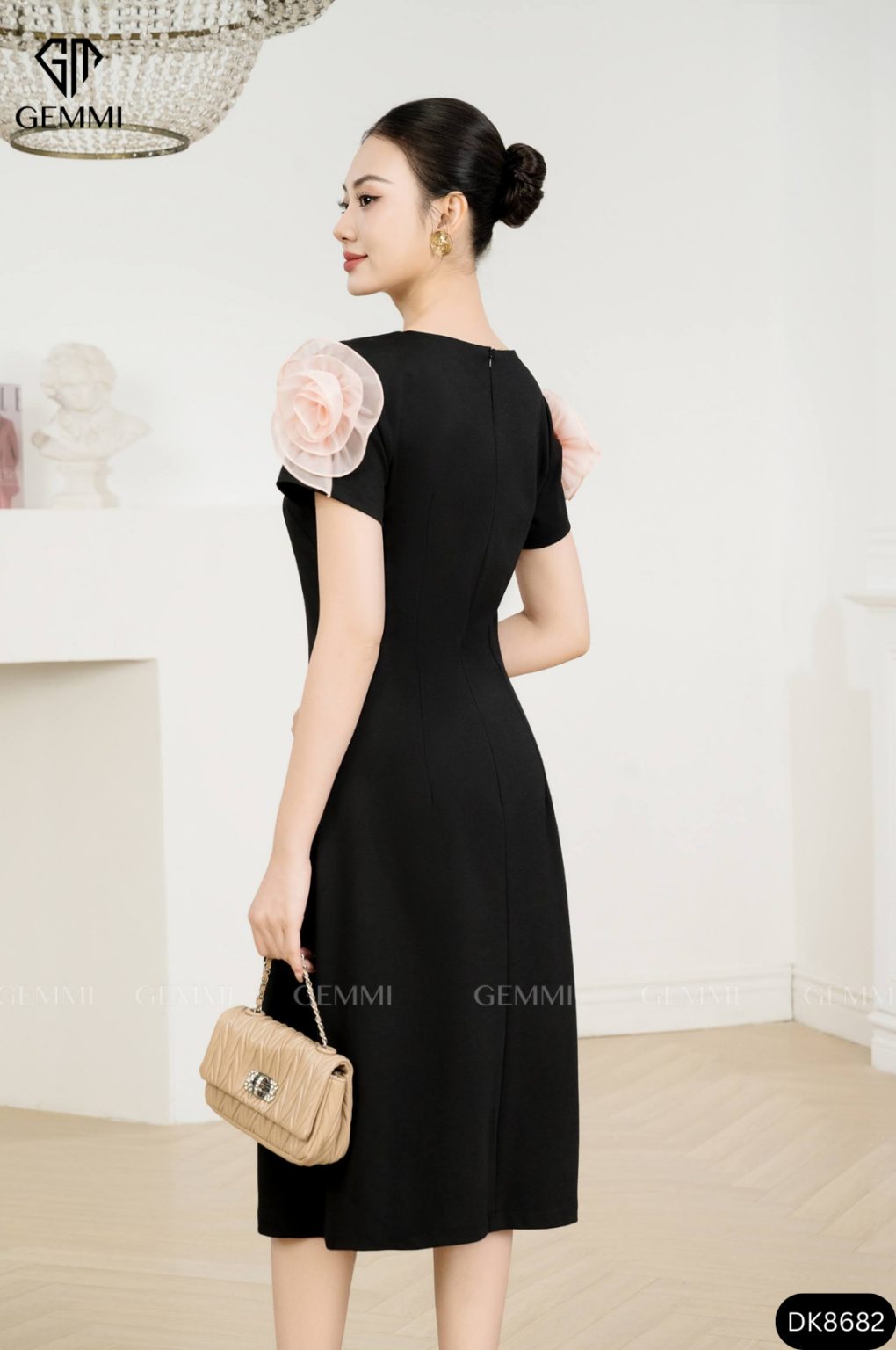 Gemmi Đầm xoè phối hoa tay GEMMI Fashion, DK8682 - GEMMI