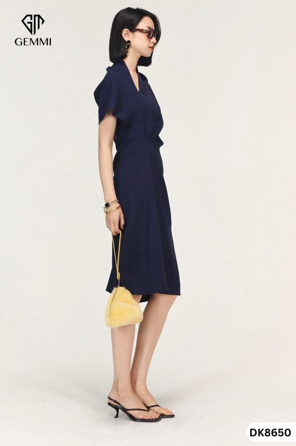 Đầm công sở cổ V lệch GEMMI Fashion, DK8650 - Hình ảnh 3