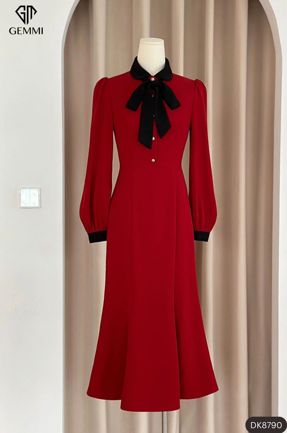Đầm đuôi cá phối nơ cổ GEMMI Fashion, DK8790