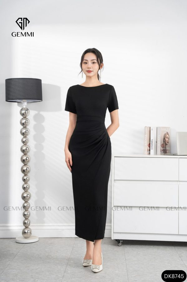 Đầm đen dáng dài xếp ly eo lệch GEMMI, DK8745 - Hình ảnh 2