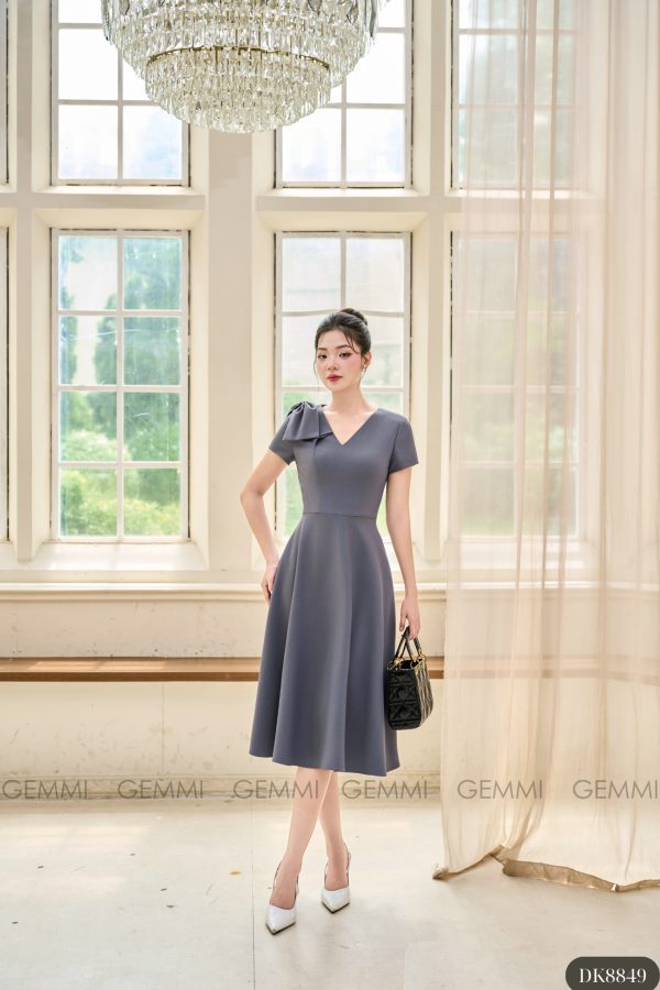 Đầm công sở, dự tiệc dáng xòe cổ V nơ vai GEMMI, DK8849 - Ảnh 2