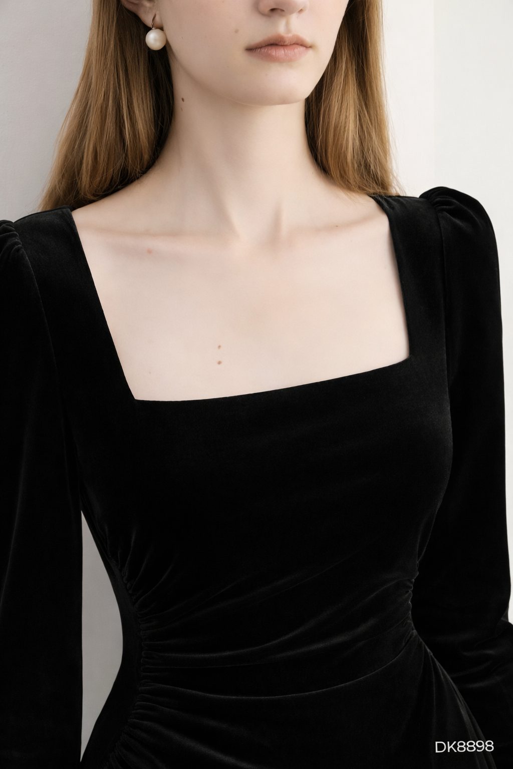 Đầm Nhung Dự Tiệc Cổ Vuông Dáng Midi Tay Dài Sang Trọng GEMMI, DK8898 - Ảnh 4