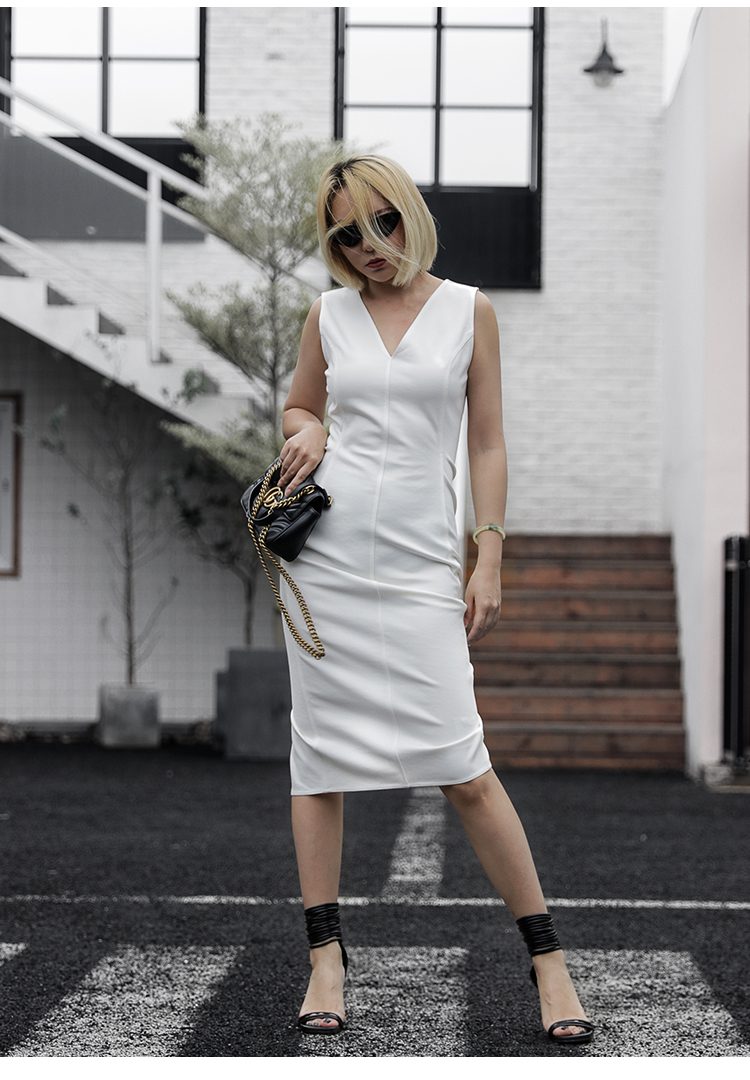 Đầm cổ V sale Hàng lẻ size DK8304