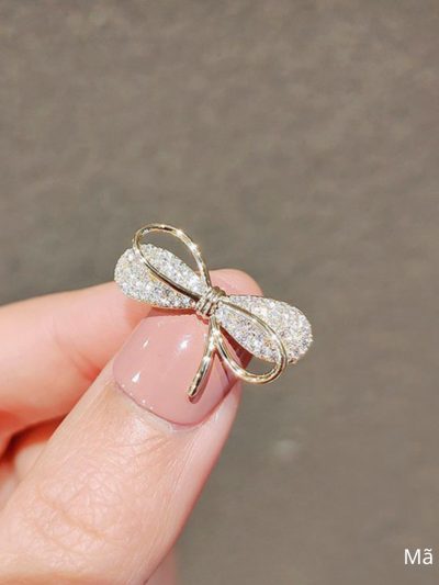 Pin cài áo đôi cánh dát đá sang trọng, TC06