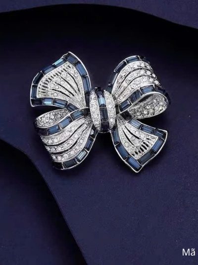 Trâm cài áo nơ xanh navy đính đá cao cấp, TC09