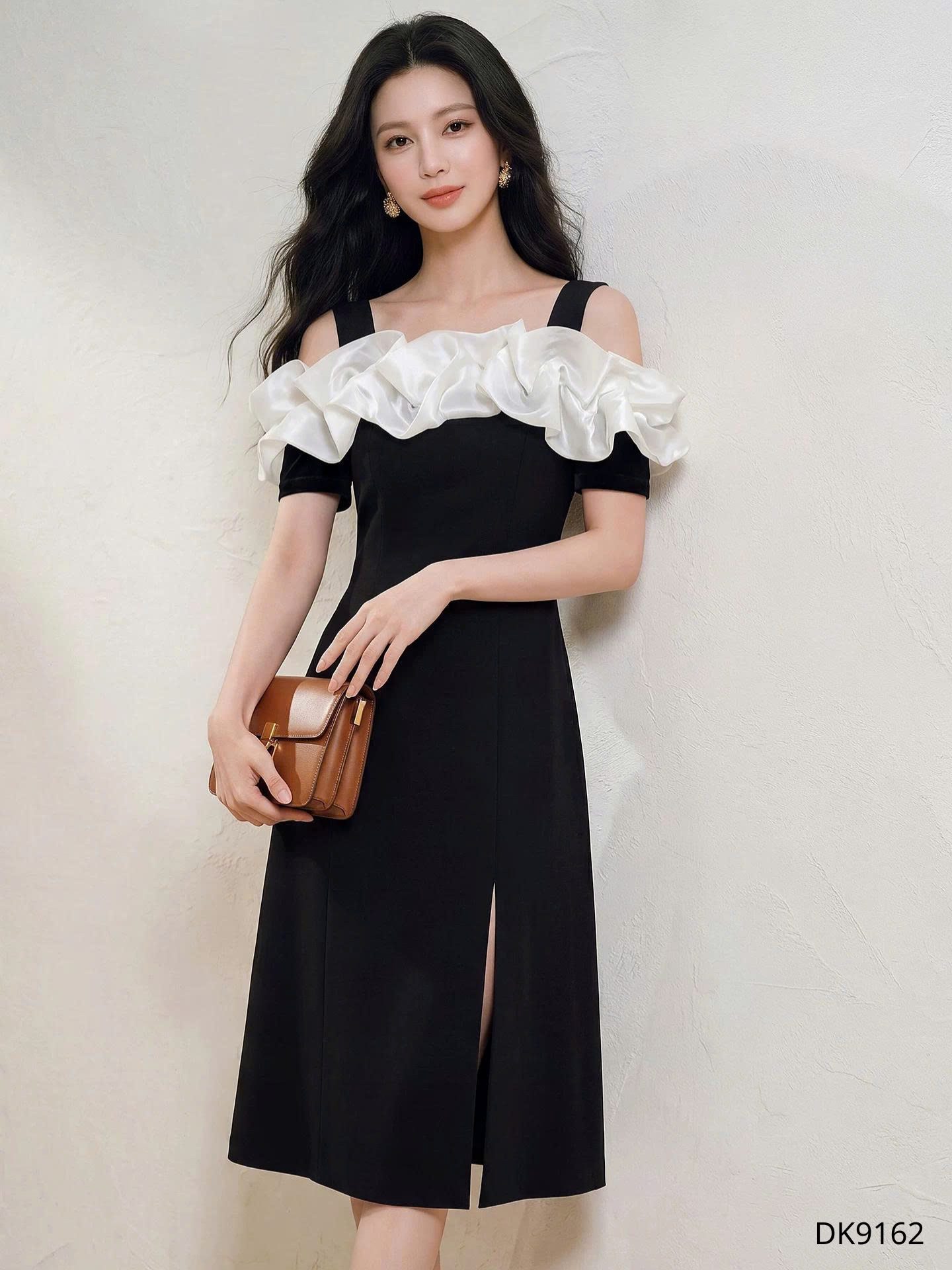 Đầm Bèo Vai Nữ Tính - DK9162
